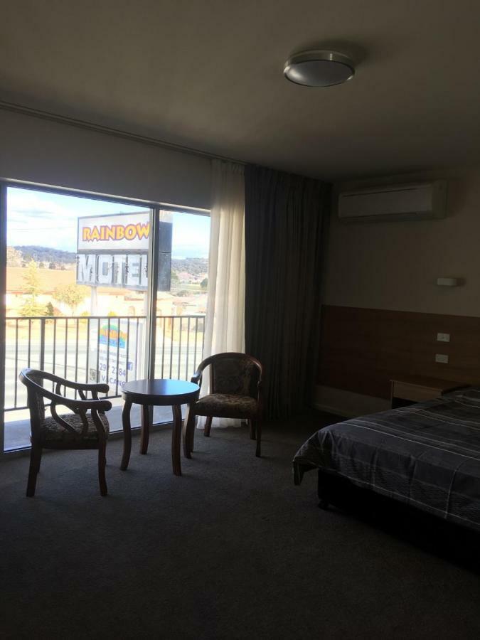 Rainbow Motel Kowen Eksteriør bilde
