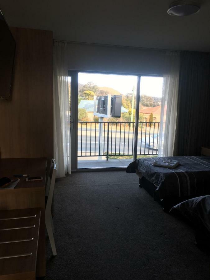 Rainbow Motel Kowen Eksteriør bilde